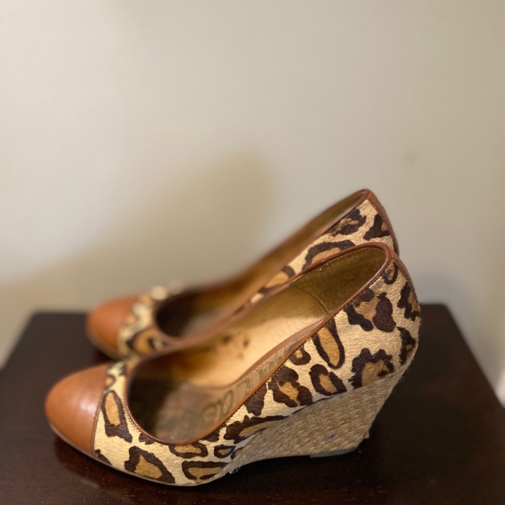 Shoes - Picture 3 of 3